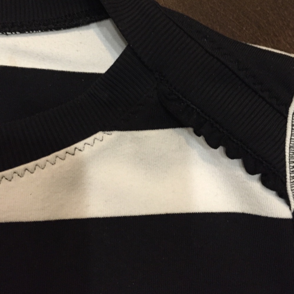 lululemon black and white striped top - Picture 2 of 4